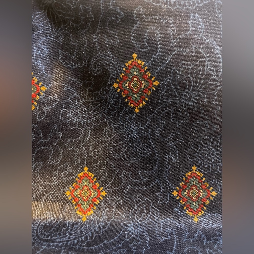 Vintage Cohama Riverdale Cotton Chintz Remnant. Greenbriar Navy. Pindler
